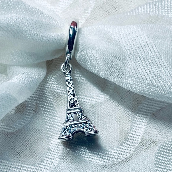 🗼NWOT Eiffel Tower Charm – Paris / France 🗼 - Picture 3 of 11